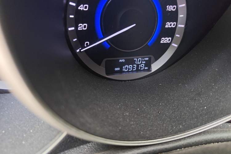 Used CHANGAN Eado 2015 1.6L Manual Junku Model China IV Standard Odometer Close Up