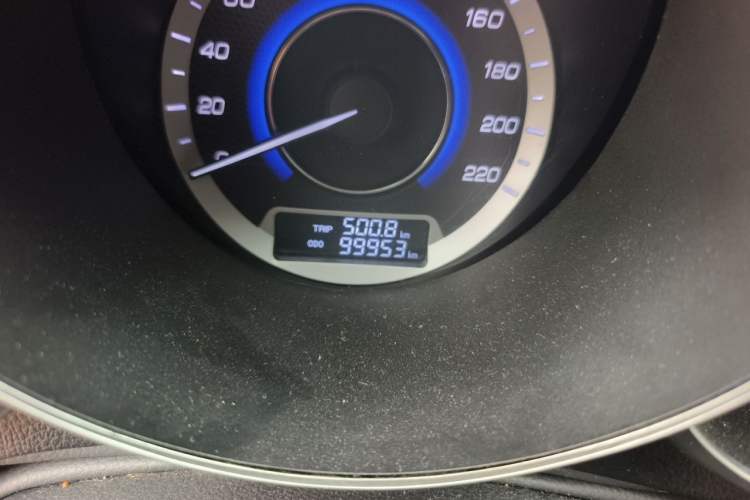 Used CHANGAN Eado 2015 1.6L Manual Junku Model China IV Standard Odometer Close Up