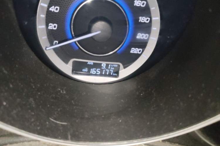 Used CHANGAN Eado 2015 1.6L Manual Luxury Model China IV Standard Odometer Close Up