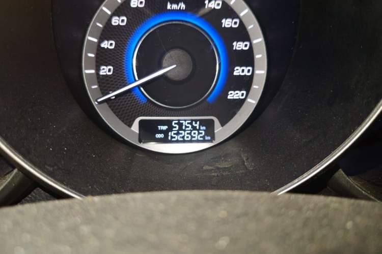 Used CHANGAN Eado 2015 1.6L Manual Junku Model China IV Standard Odometer Close Up