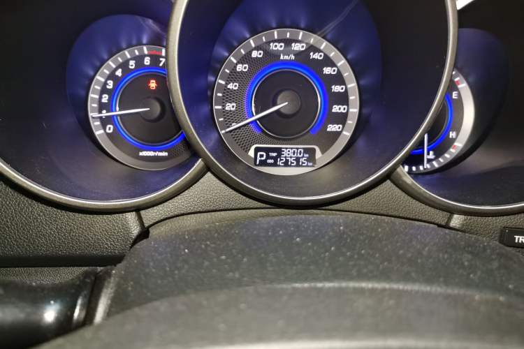 Used CHANGAN Eado 2015 1.6L Automatic Junku Model China V Standard Odometer Close Up