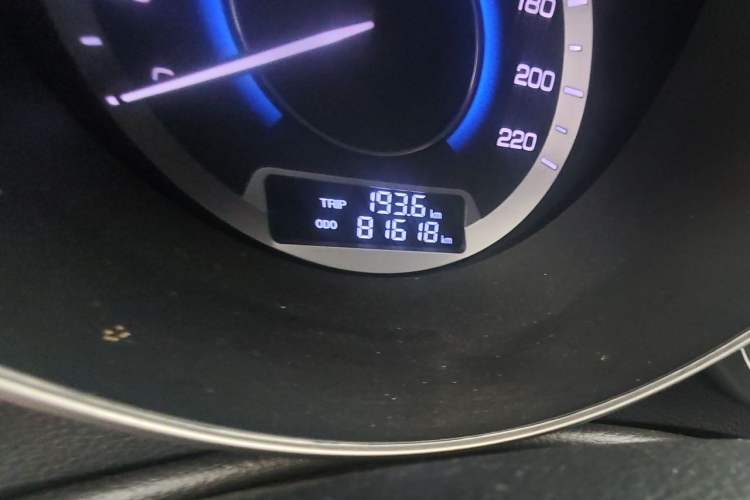 Used CHANGAN Eado 2015 1.6L Manual Junku Model China V Standard Odometer Close Up