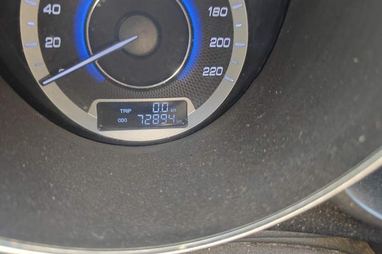 Used CHANGAN Eado 2015 1.6L Manual Junku Model China V Standard Odometer Close Up