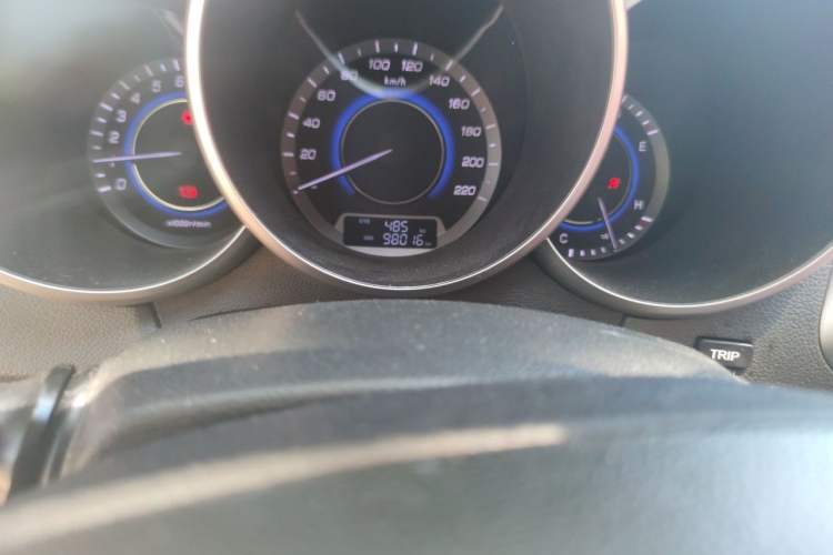 Used CHANGAN Eado 2015 1.6L Manual Junku Model China IV Standard Odometer Close Up