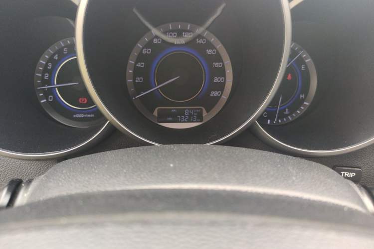 Used CHANGAN Eado 2015 1.6L Manual Junku Model China V Standard Odometer Close Up