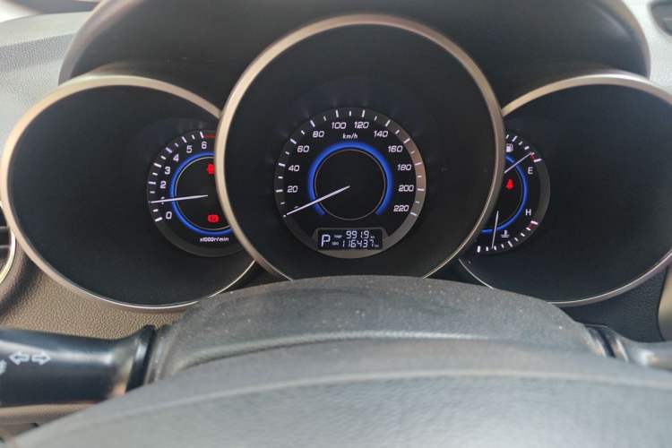 Used CHANGAN Eado 2015 1.6L Automatic Junku Model China IV Standard Odometer Close Up