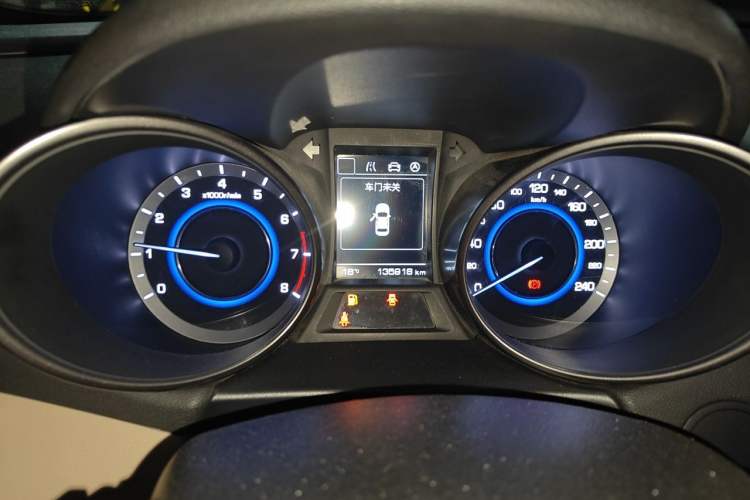 Used CHANGAN Eado 2015 1.6L Manual Luxury Model China IV Standard Odometer Close Up