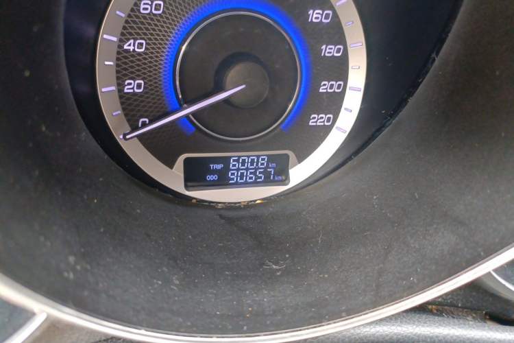 Used CHANGAN Eado 2015 1.6L Manual Junku Model China V Standard Odometer Close Up