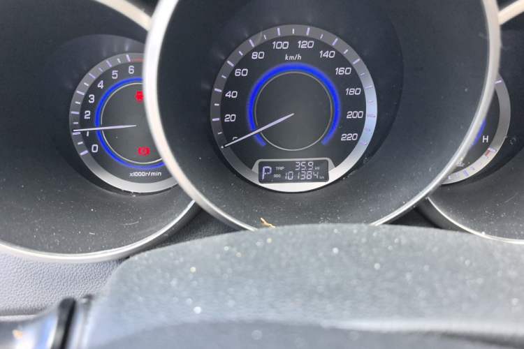 Used CHANGAN Eado 2015 1.6L Automatic Junku Model China IV Standard Odometer Close Up