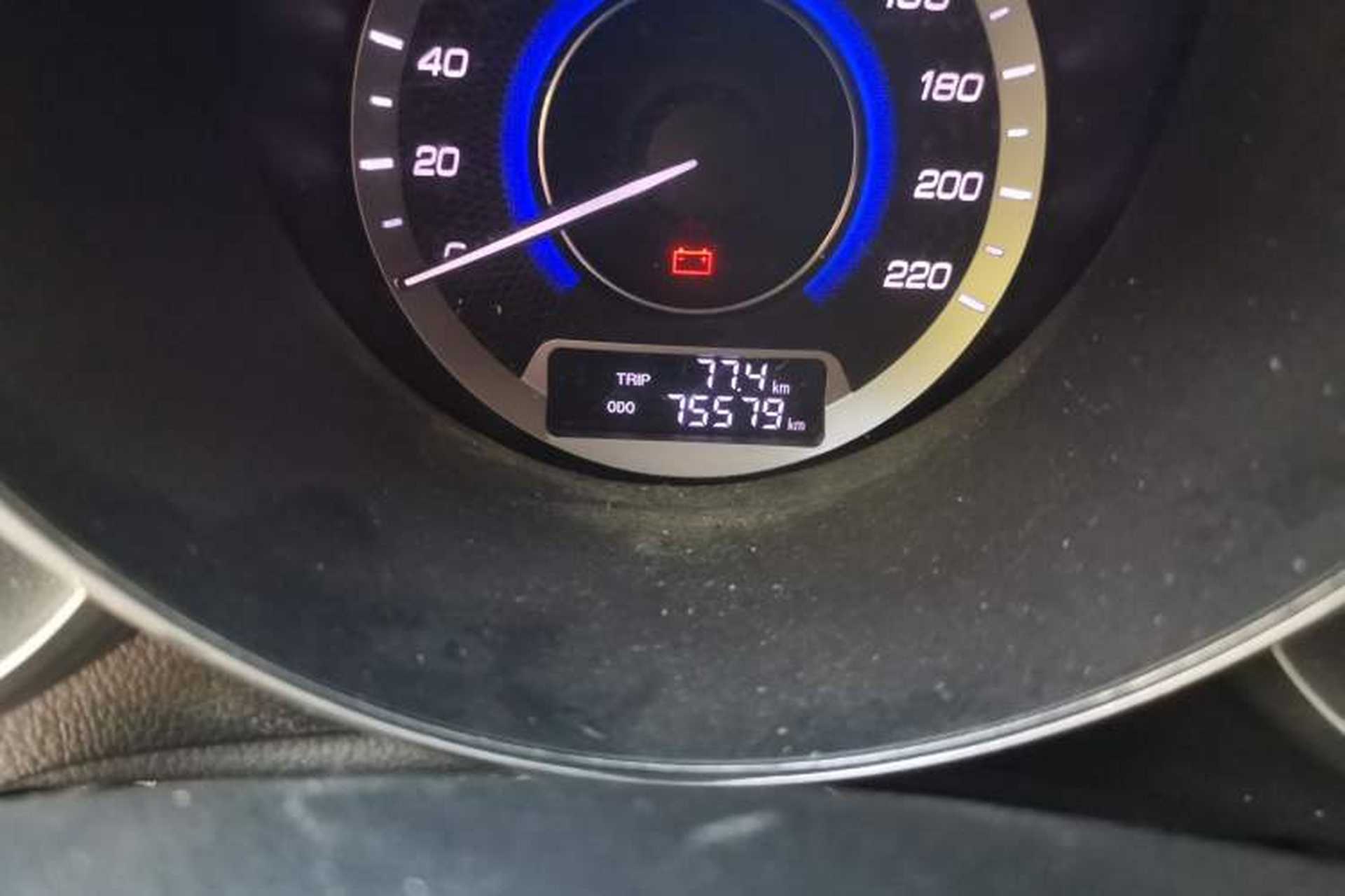 Used CHANGAN Eado 2015 1.6L Manual Luxury Model China IV Standard Odometer Close Up