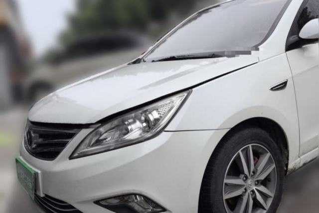 CHANGAN Eado 2015 1.6L Manual Luxury Model China IV Standard usado