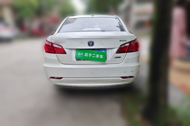 Used CHANGAN Eado 2015 1.6L Manual Luxury Model China IV Standard Rear