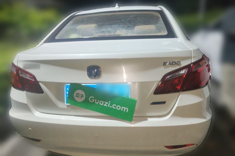 Used CHANGAN Eado 2015 1.6L Manual Luxury Model China IV Standard Rear