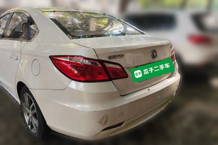 Used CHANGAN Eado 2015 1.6L Manual Luxury Model China IV Standard Rear