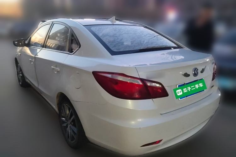 Used CHANGAN Eado 2015 1.6L Manual Luxury Model China IV Standard Rear Left 45 Deg