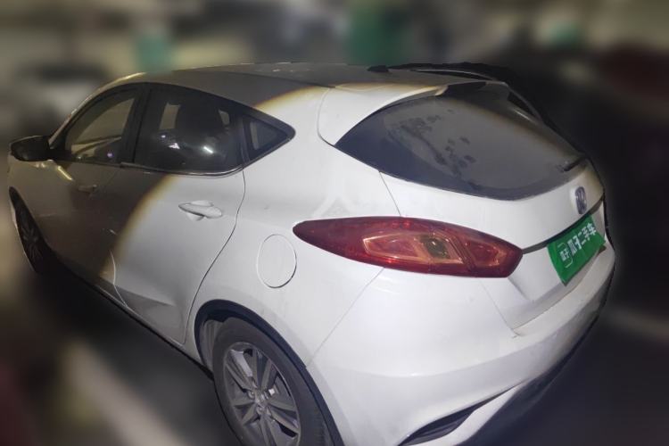 Used CHANGAN Eado 2015 1.6L Manual Junku Model China IV Standard Rear Left 45 Deg