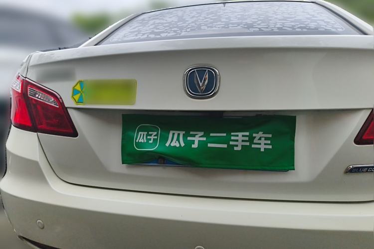Used CHANGAN Eado 2015 1.6L Manual Luxury Model China IV Standard Rear