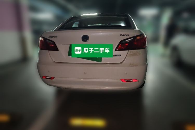 Used CHANGAN Eado 2015 1.6L Manual Luxury Model China IV Standard Rear