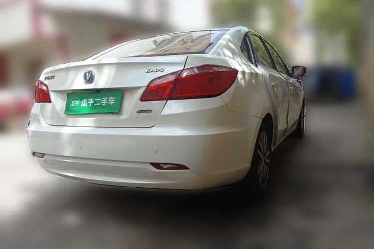 Used CHANGAN Eado 2015 1.6L Manual Luxury Model China IV Standard Rear Right 45 Deg