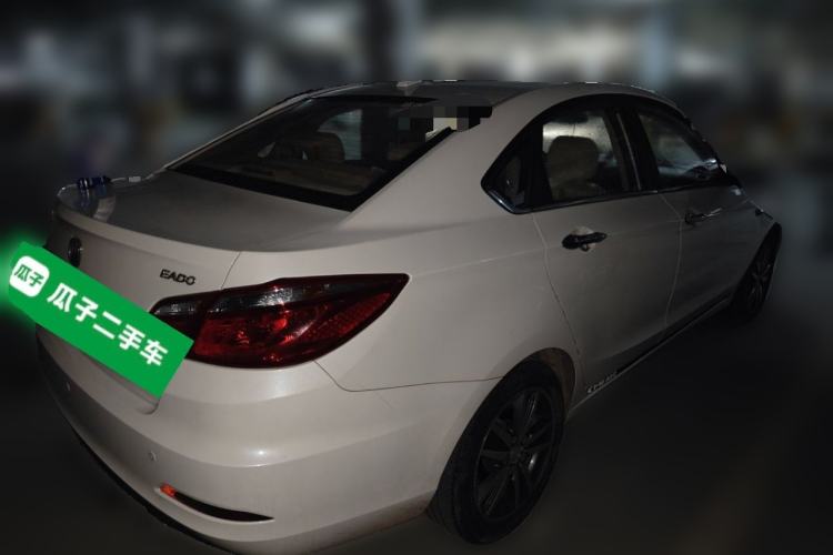 Used CHANGAN Eado 2015 1.6L Manual Luxury Model China IV Standard Rear Right 45 Deg
