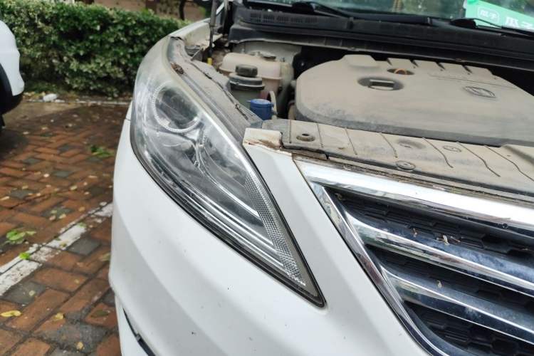 Used CHANGAN Eado 2015 1.6L Manual Luxury Model China V Standard Right Front Headlight