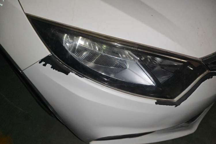 Used CHANGAN Eado 2015 1.6L Manual Junku Model China IV Standard Right Front Headlight