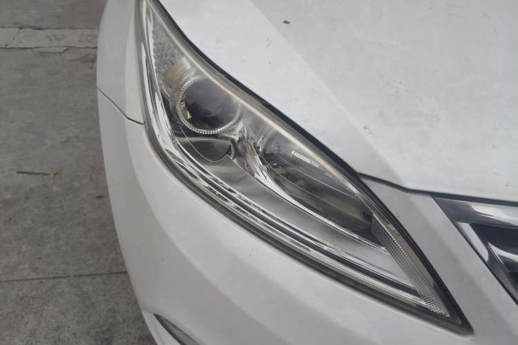 Used CHANGAN Eado 2015 1.6L Manual Flagship Model Right Front Headlight