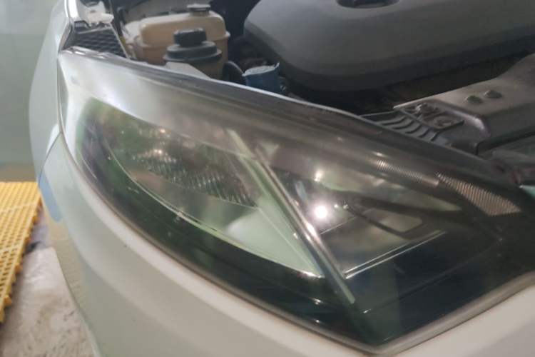 Used CHANGAN Eado 2015 1.6L Manual Junku Model China V Standard Right Front Headlight