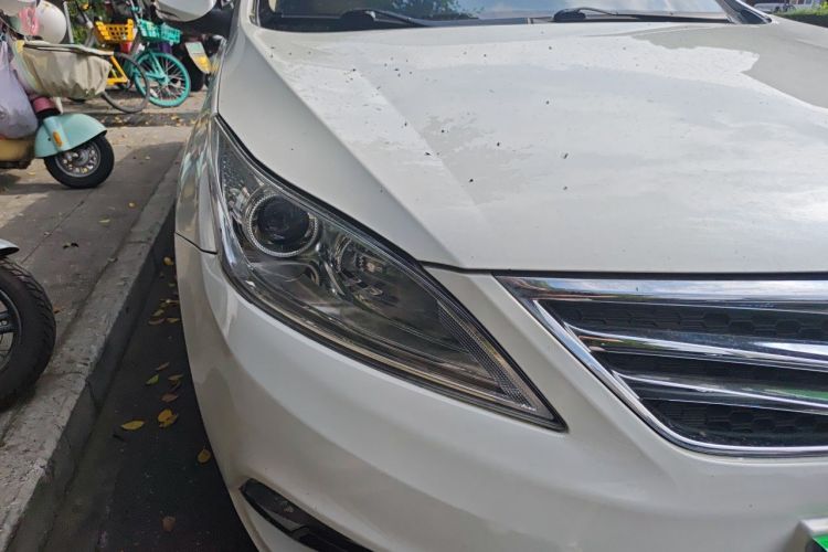 Used CHANGAN Eado 2015 1.6L Automatic Luxury Model Right Front Headlight