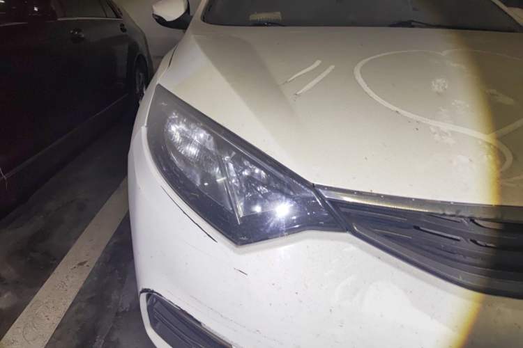 Used CHANGAN Eado 2015 1.6L Manual Junku Model China IV Standard Right Front Headlight