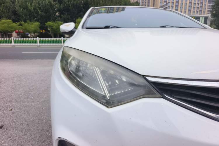 Used CHANGAN Eado 2015 1.6L Manual Junku Model China IV Standard Right Front Headlight