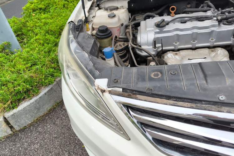 Used CHANGAN Eado 2015 1.6L Automatic Luxury Model Right Front Headlight