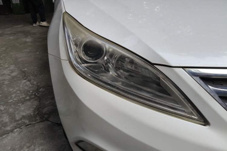 Used CHANGAN Eado 2015 1.6L Manual Luxury Model China V Standard Right Front Headlight