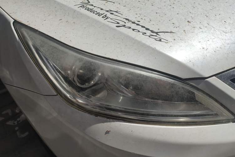 Used CHANGAN Eado 2015 1.6L Manual Luxury Model China IV Standard Right Front Headlight
