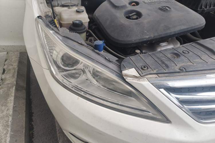 Used CHANGAN Eado 2015 1.6L Manual Flagship Model Right Front Headlight