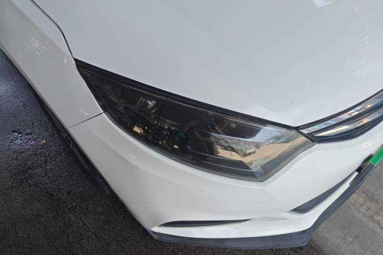Used CHANGAN Eado 2015 1.6L Automatic Junku Model China V Standard Right Front Headlight