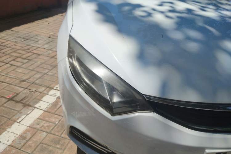 Used CHANGAN Eado 2015 1.6L Manual Junku Model China IV Standard Right Front Headlight