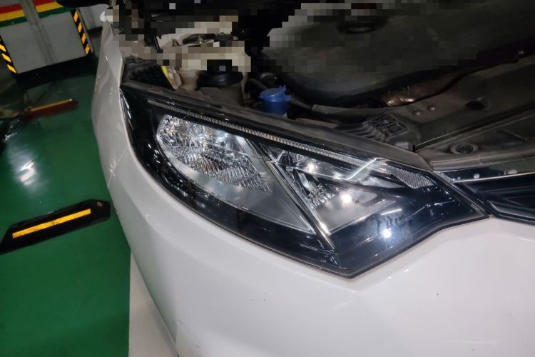 Used CHANGAN Eado 2015 1.6L Manual Junku Model China IV Standard Right Front Headlight
