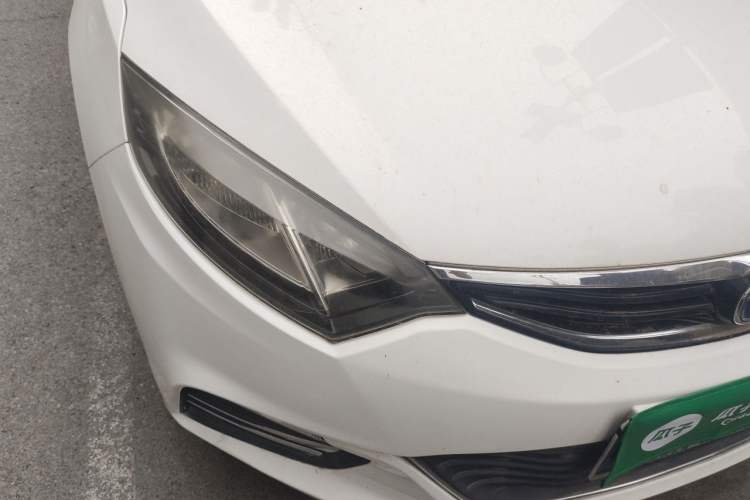 Used CHANGAN Eado 2015 1.6L Manual Junku Model China V Standard Right Front Headlight