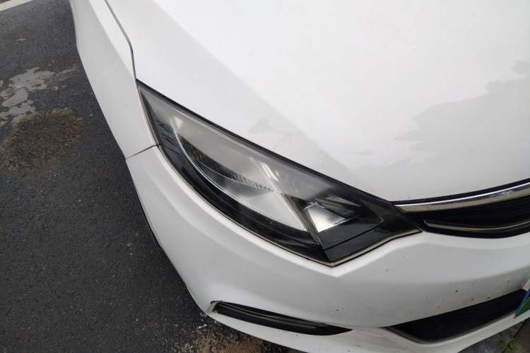 Used CHANGAN Eado 2015 1.6L Manual Junku Model China IV Standard Right Front Headlight