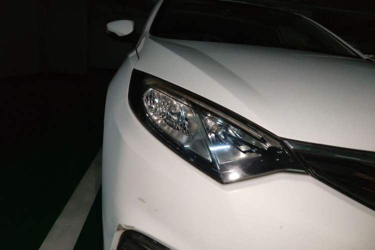 Used CHANGAN Eado 2015 1.6L Automatic Junku Model China IV Standard Right Front Headlight