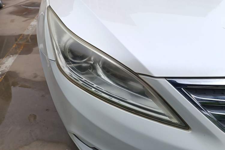 Used CHANGAN Eado 2015 1.6L Manual Luxury Model China IV Standard Right Front Headlight