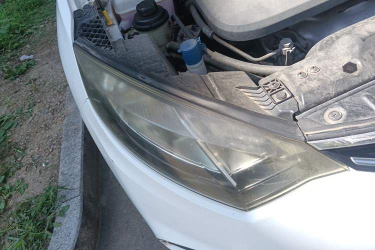 Used CHANGAN Eado 2015 1.6L Automatic Junku Model China IV Standard Right Front Headlight