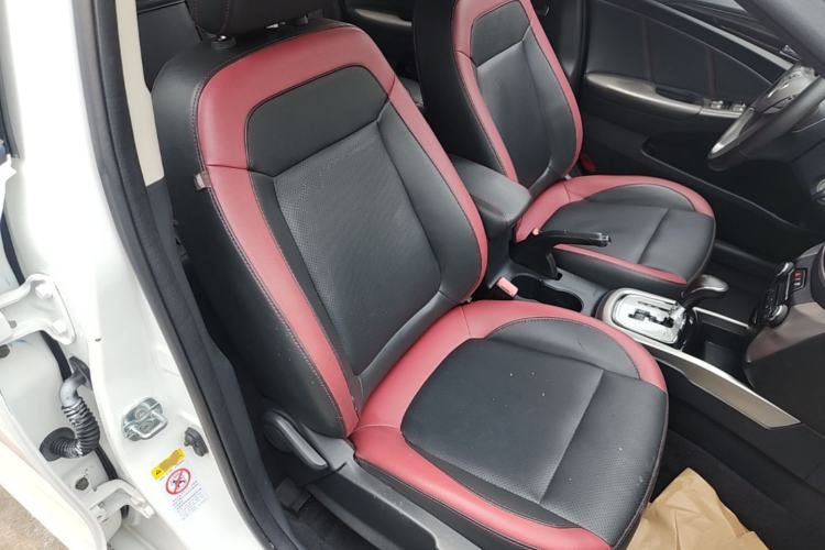 Used CHANGAN Eado 2015 1.6L Automatic ZhiKu Model China IV Standard Right Front Seat