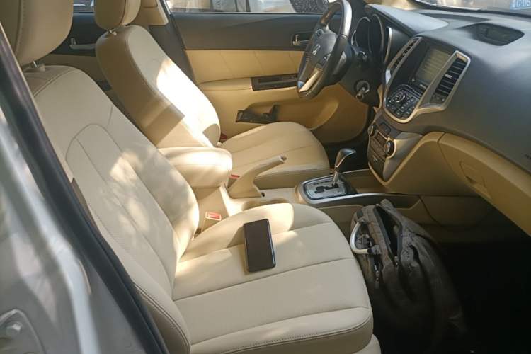 Used CHANGAN Eado 2015 1.6L Automatic Luxury Model Right Front Seat