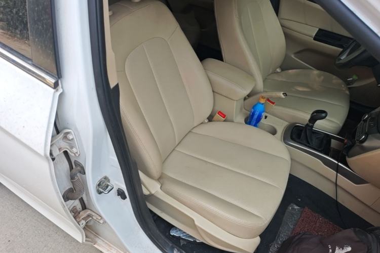 Used CHANGAN Eado 2015 1.6L Manual Luxury Model China V Standard Right Front Seat