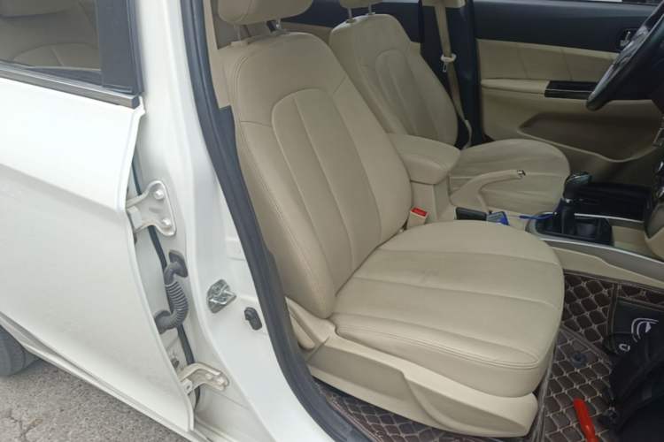 Used CHANGAN Eado 2015 1.6L Manual Luxury Model China V Standard Right Front Seat