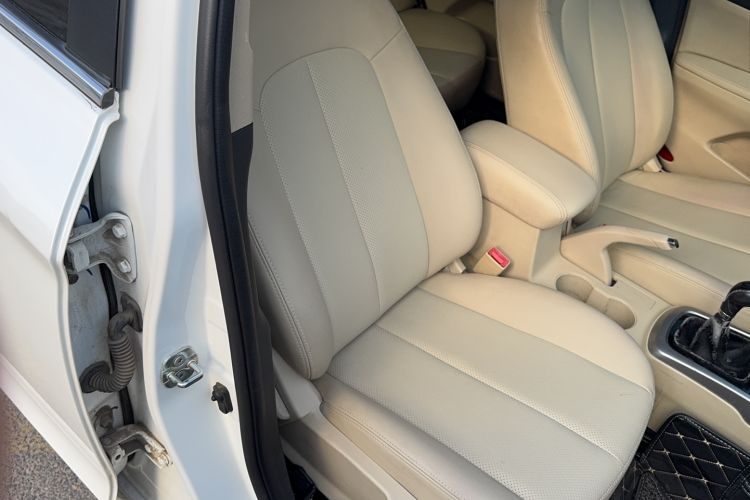 Used CHANGAN Eado 2015 1.6L Manual Luxury Model China V Standard Right Front Seat