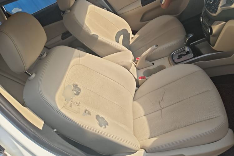 Used CHANGAN Eado 2015 1.6L Automatic Luxury Model Right Front Seat