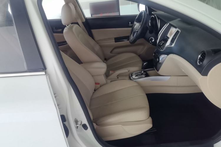 Used CHANGAN Eado 2015 1.6L Automatic Luxury Model Right Front Seat